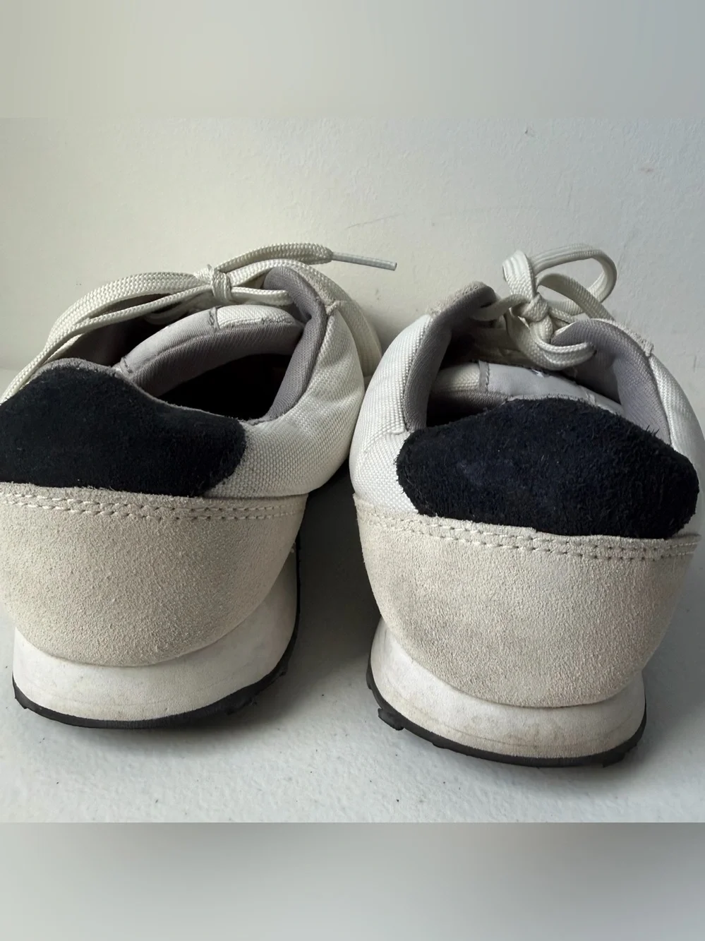Hush Puppies Seventy8 Sneaker White & Black Size 8 Retro Style 70s 80s